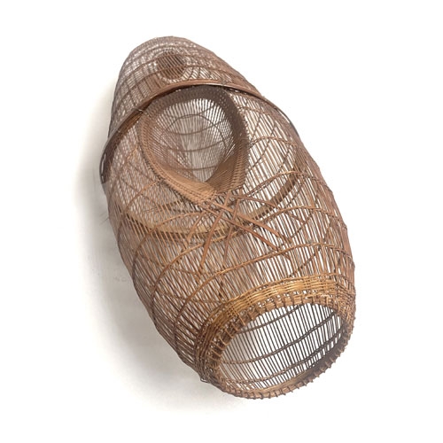 Petite nasse de pêche ancienne