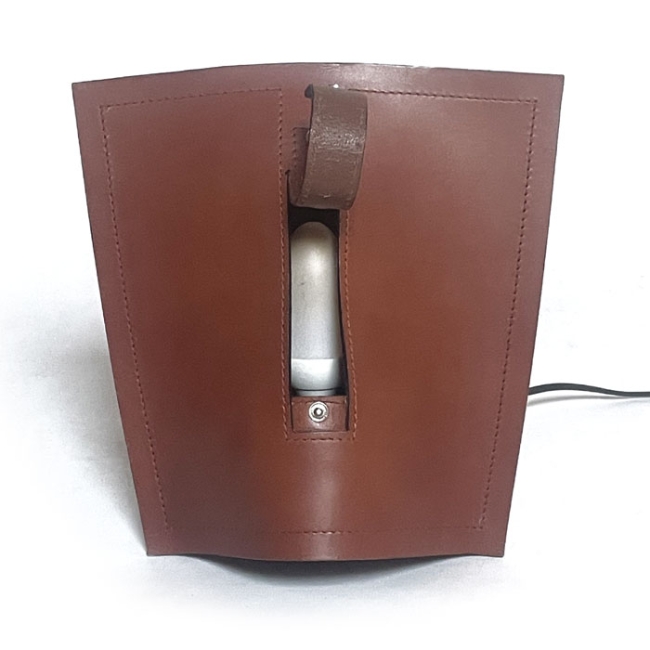 Veilleuse en cuir UMA