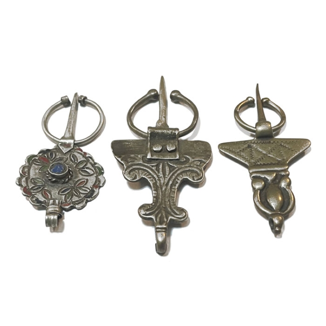 Trois fibules berbères du Maroc